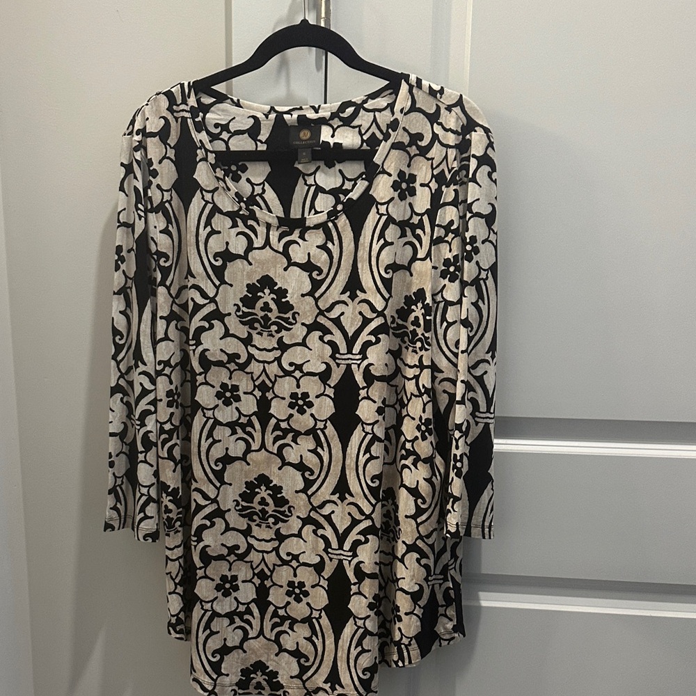 JM Collection Elegant Black and Cream Patterned Blouse